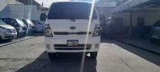 DOBLE CABINA KIA BONGO III MOD.2013